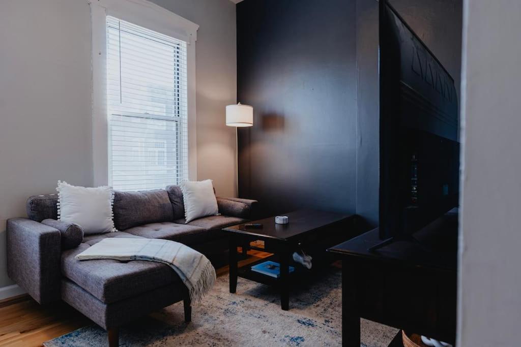 Chic 1Br Balcony & Laundry Soulard Apartment เซนต์ลูอิส ภายนอก รูปภาพ